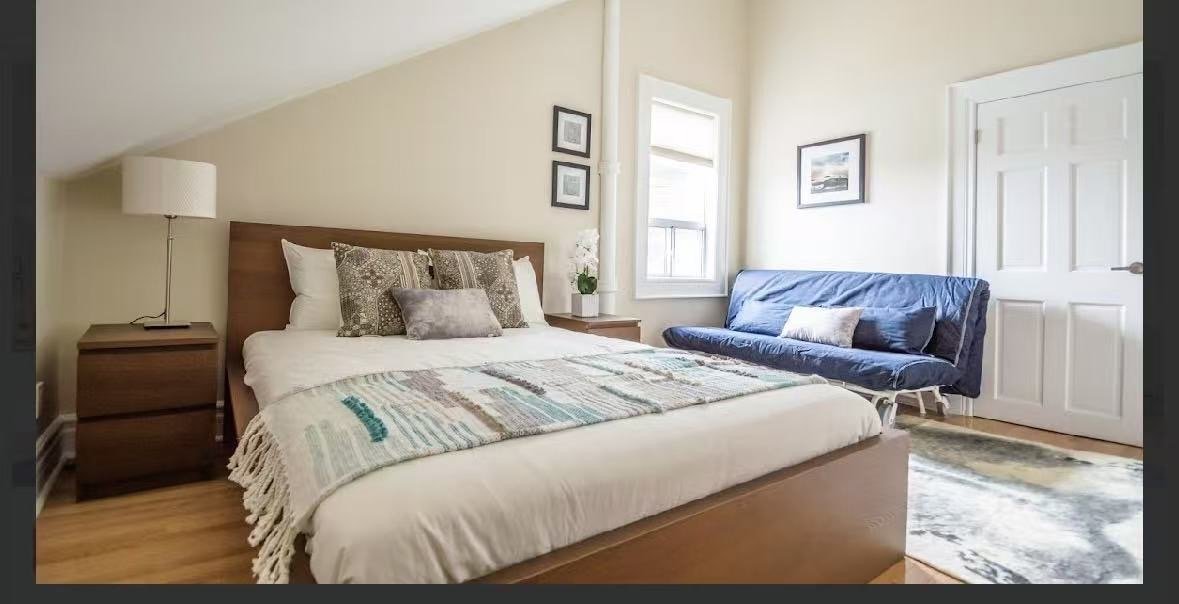694 Bathurst Street - Photo 8
