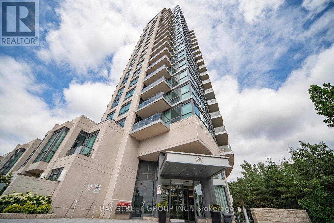 1508 - 160 VANDERHOOF AVENUE - Photo 1