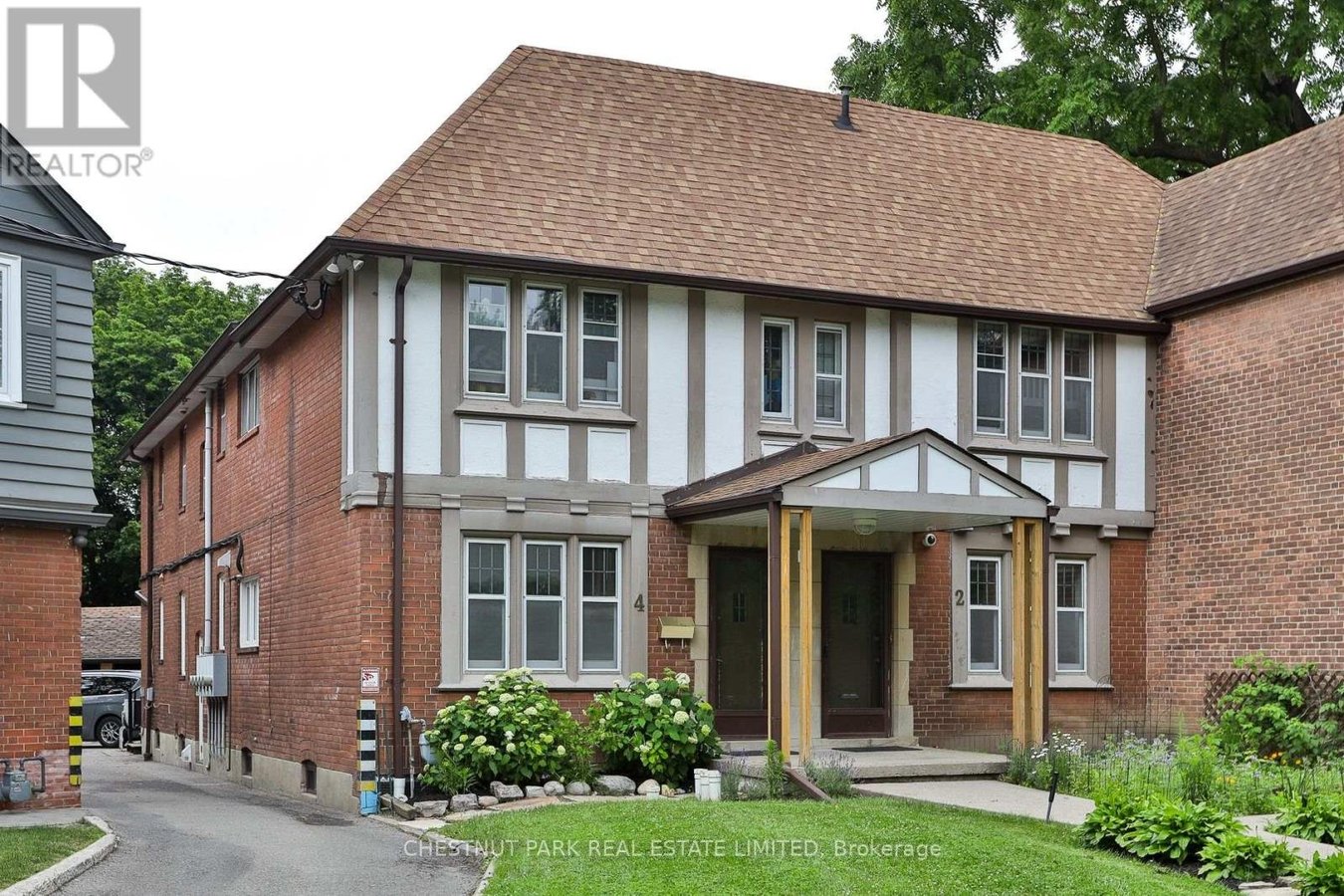 MAIN - 4 ORIOLE CRESCENT - Photo 2