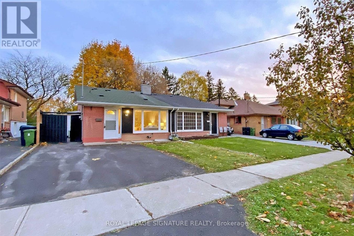 UPPER - 65 HOLCOLM ROAD - Photo 1
