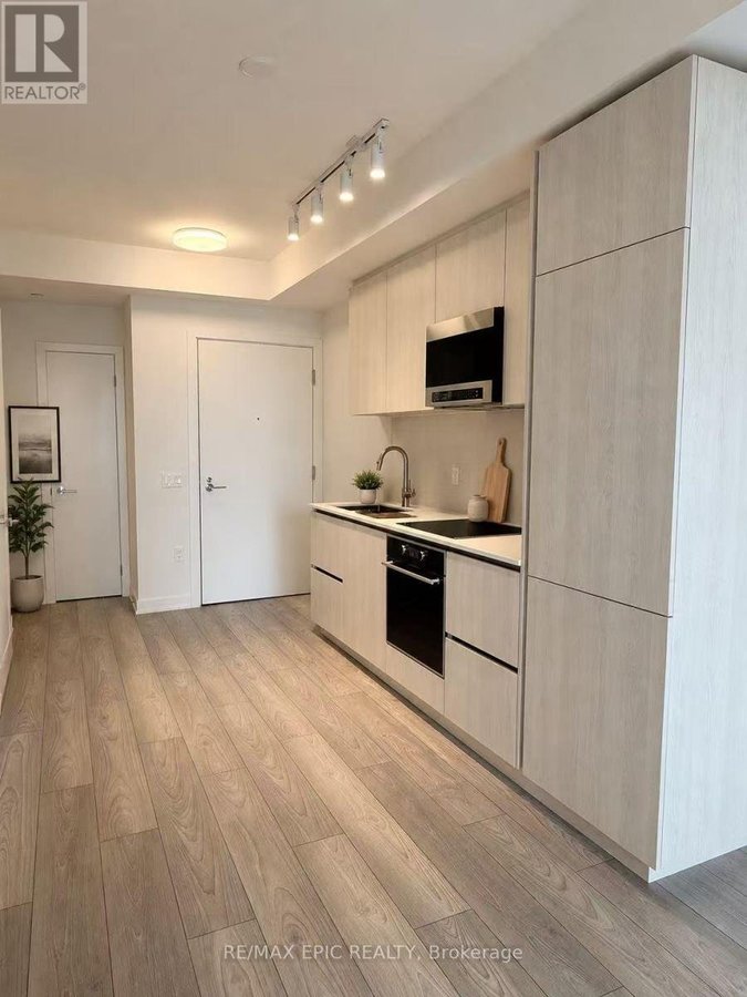 2913S - 110 BROADWAY AVENUE - Photo 2