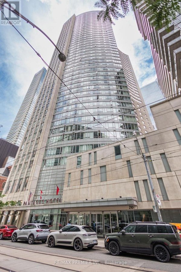 4407 - 210 VICTORIA STREET - Photo 1