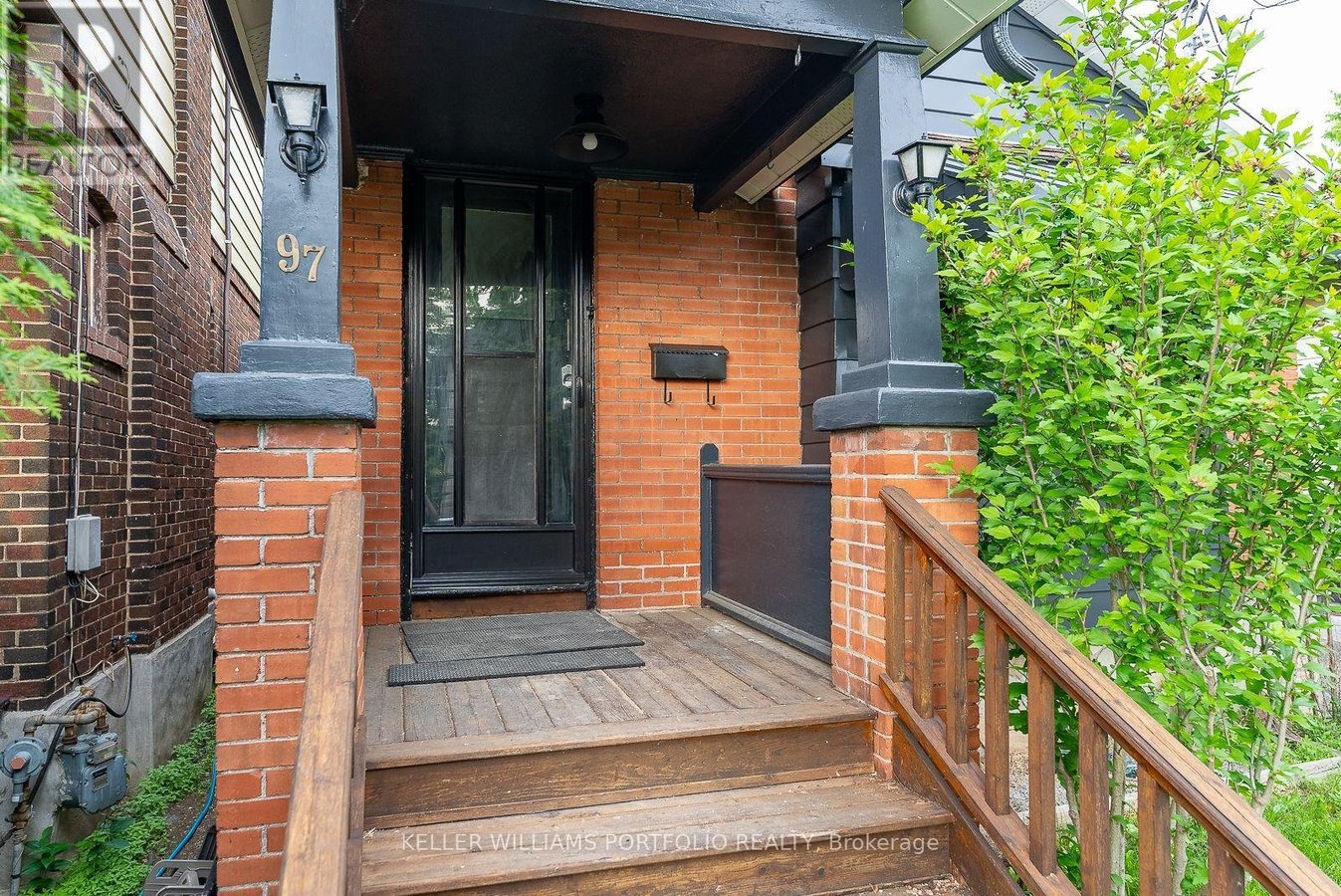 97 HARDING BOULEVARD - Photo 3