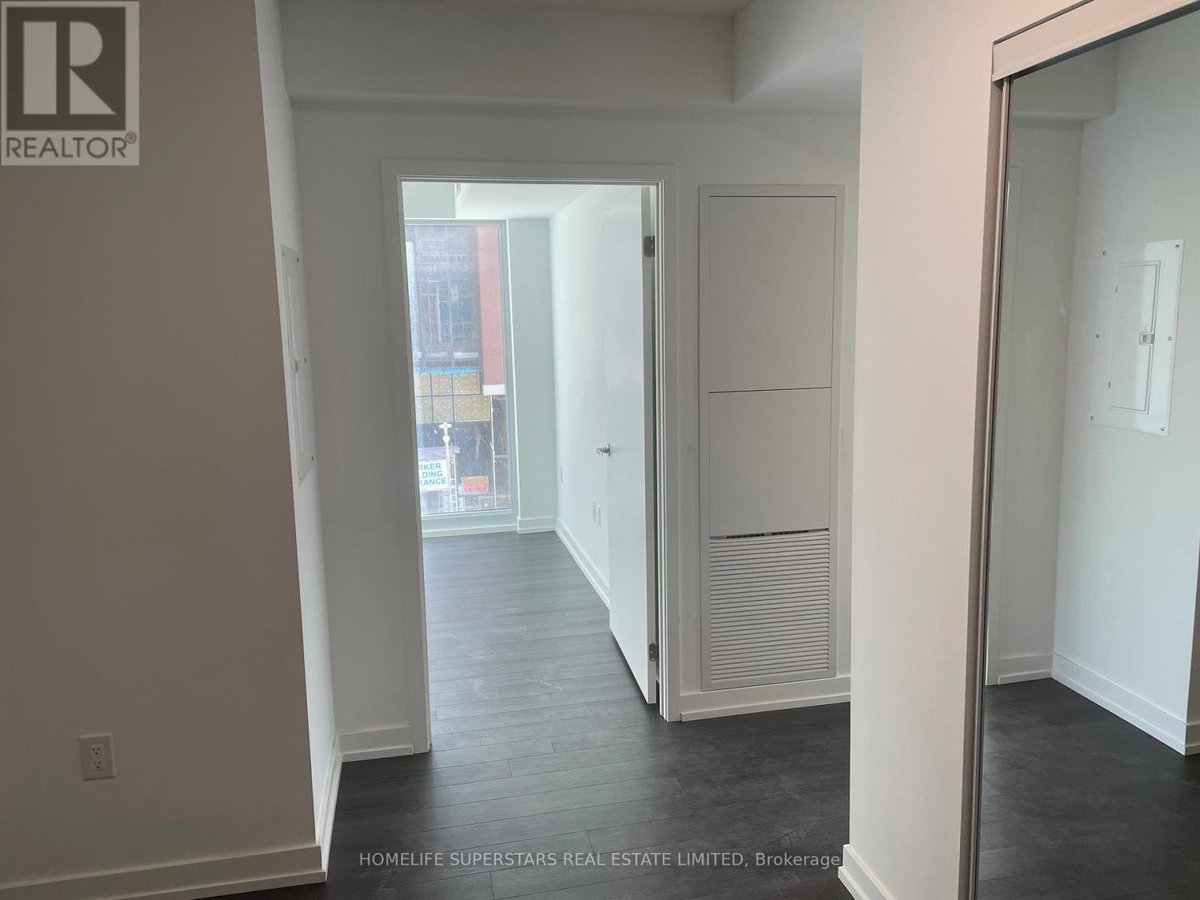 220 - 4010 EGLINTON AVENUE W - Photo 4