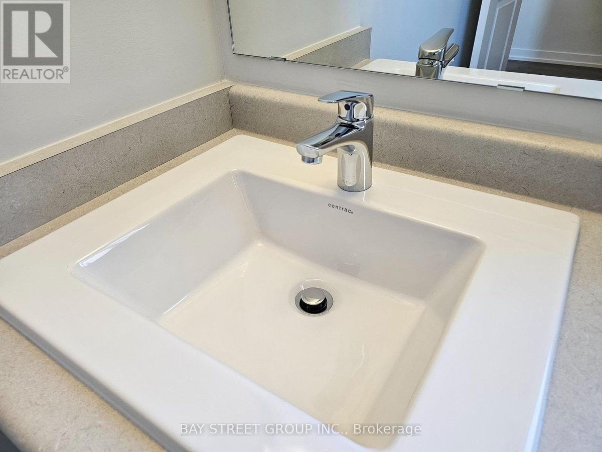52 AKI THOMAS GARDENS - Photo 34