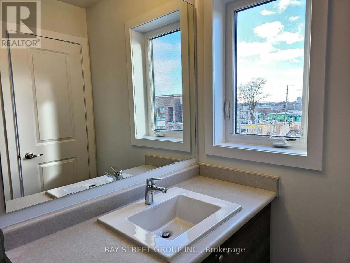 52 AKI THOMAS GARDENS - Photo 36