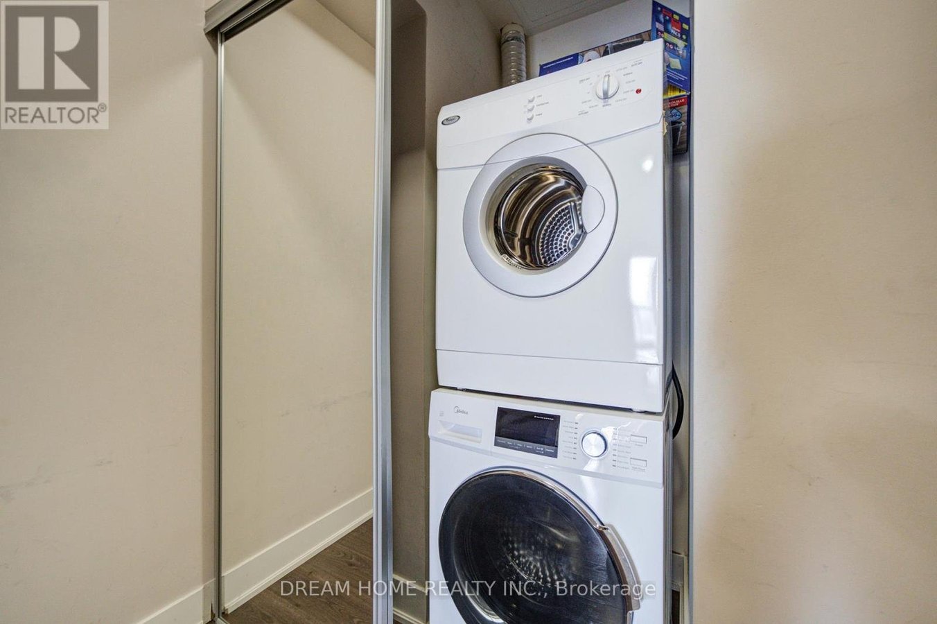 2902 - 30 ROEHAMPTON AVENUE - Photo 32