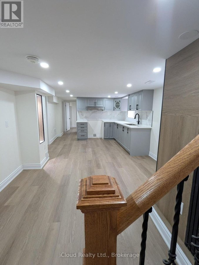 54 TWENTY THIRD STREET - Photo 3