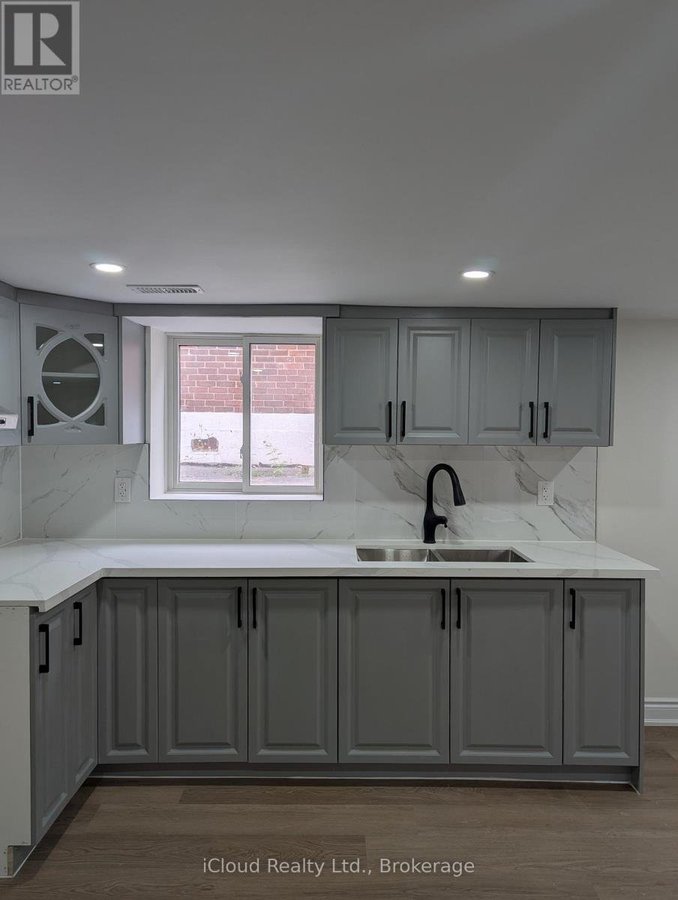 54 TWENTY THIRD STREET - Photo 4