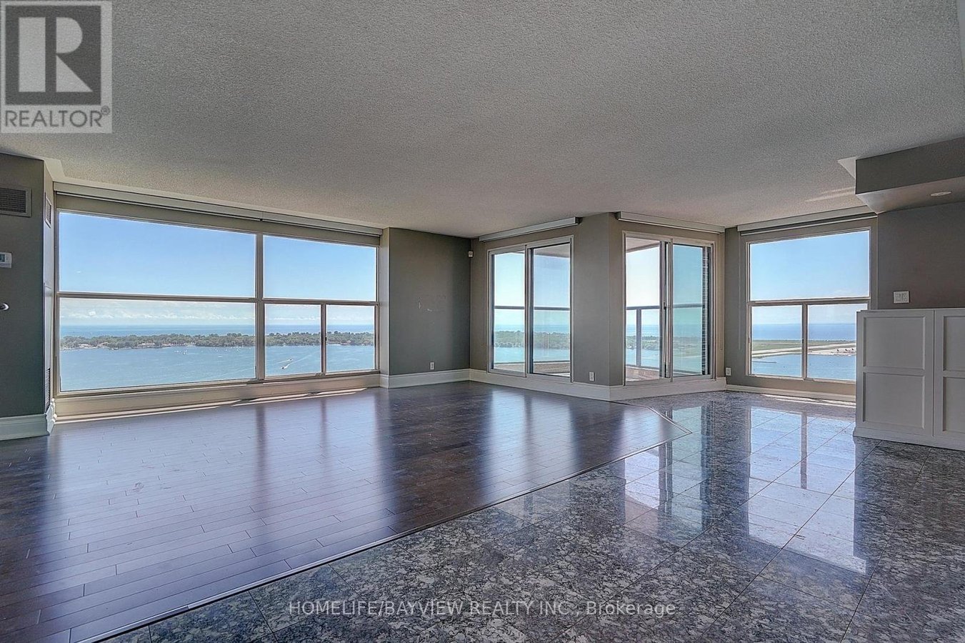 3108 - 99 HARBOUR SQUARE - Photo 2