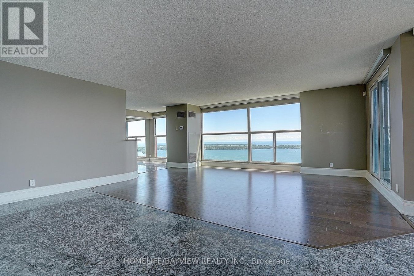 3108 - 99 HARBOUR SQUARE - Photo 4