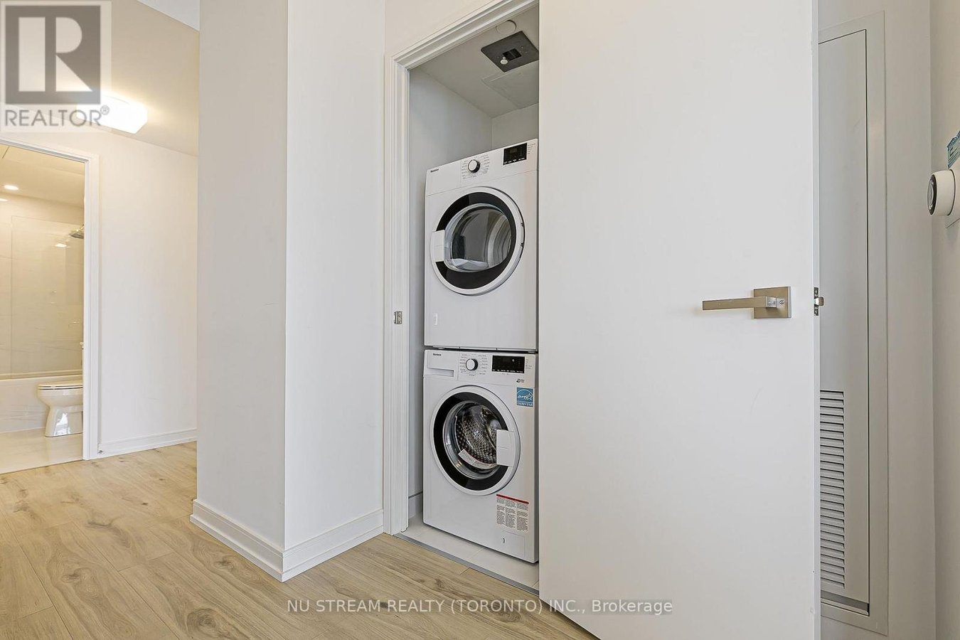 4202 - 3 GLOUCESTER STREET - Photo 34