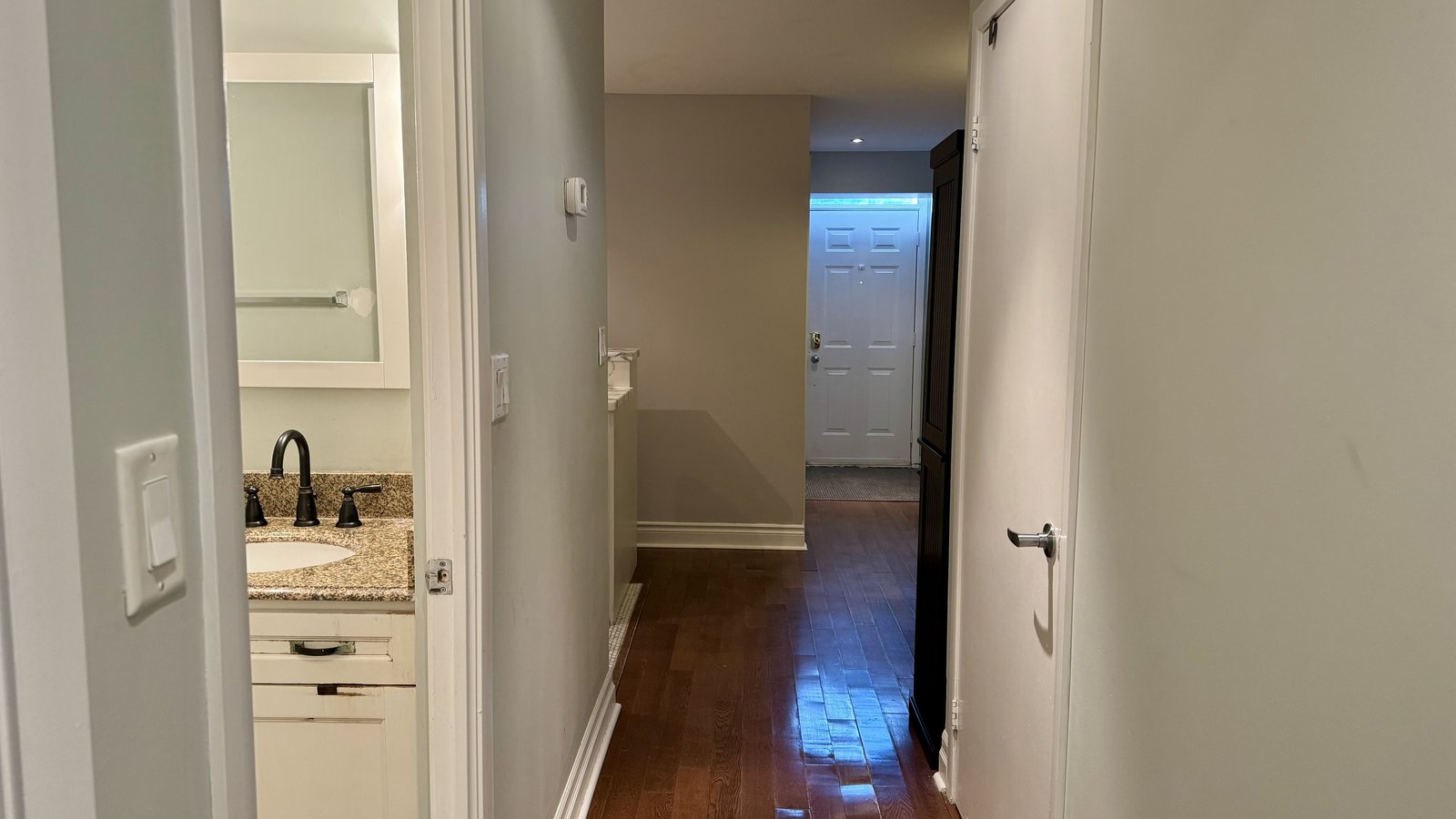 415 Jarvis Street - Photo 5