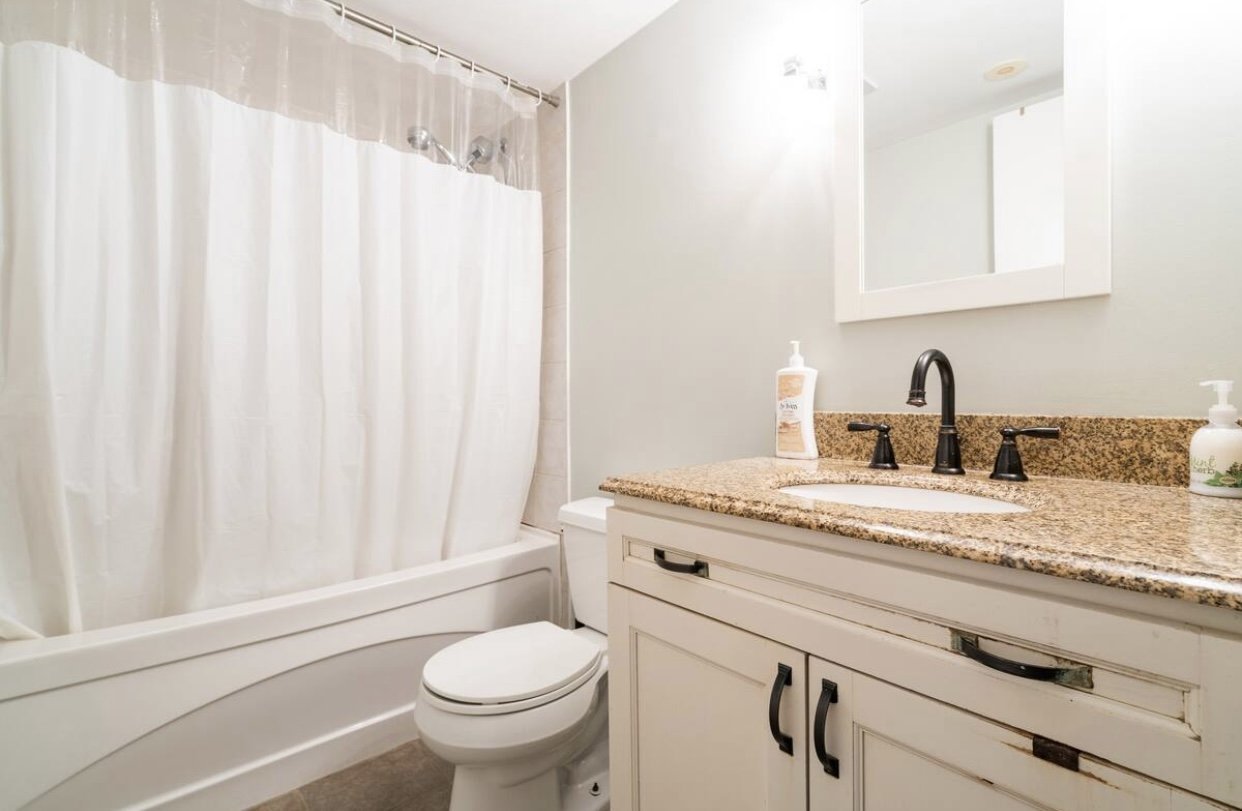 415 Jarvis Street - Photo 8