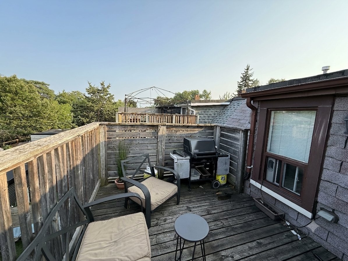263 Grace Street - Photo 12