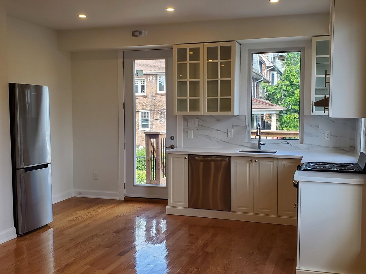 2 Alberta Avenue - Photo 8