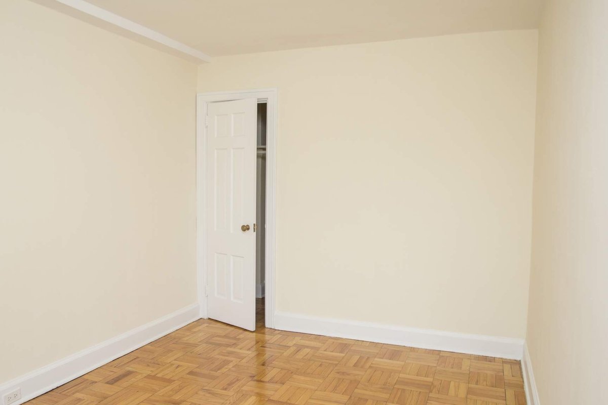 555 Russell Hill Road - Photo 6