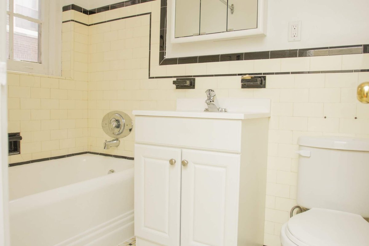 555 Russell Hill Road - Photo 8