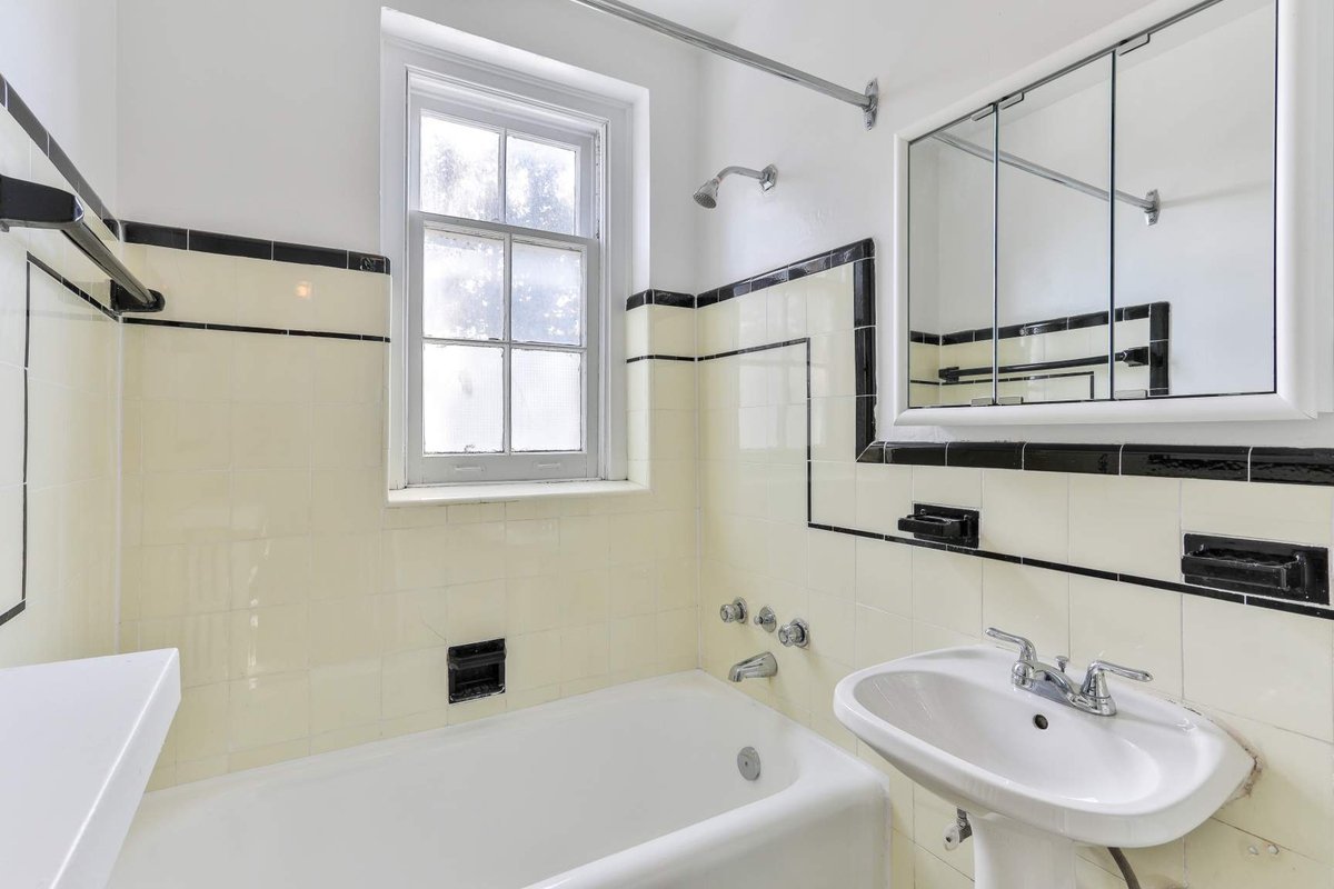 555 Russell Hill Road - Photo 9