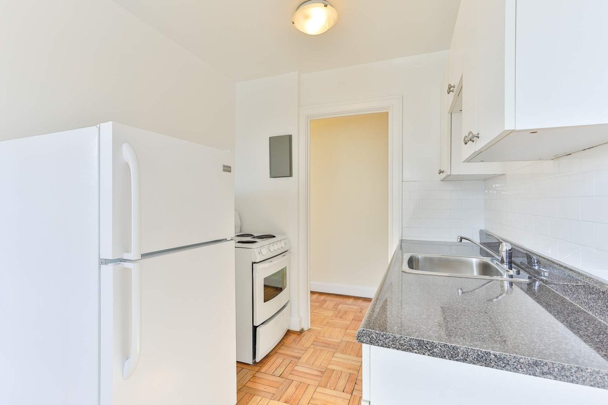 555 Russell Hill Road - Photo 19