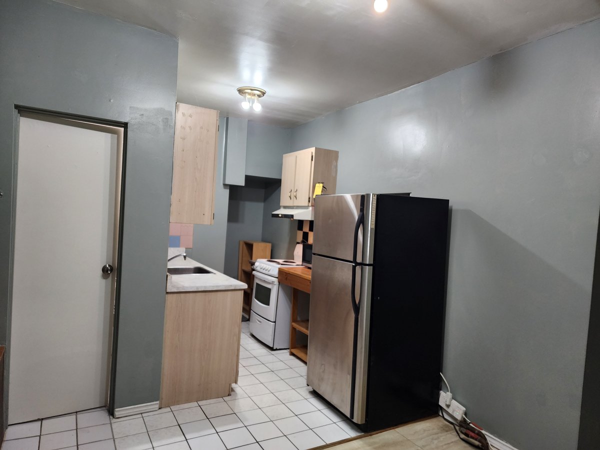 22 Woodlawn Avenue West - Photo 4