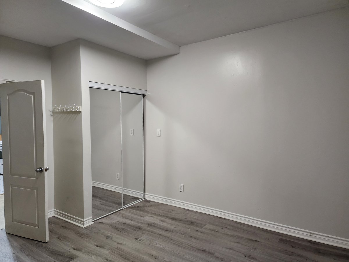 22 Woodlawn Avenue West - Photo 6