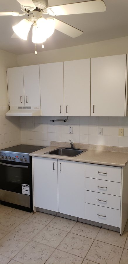 116 Danforth Avenue - Photo 4