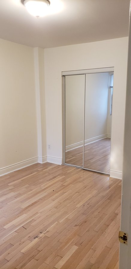 116 Danforth Avenue - Photo 8
