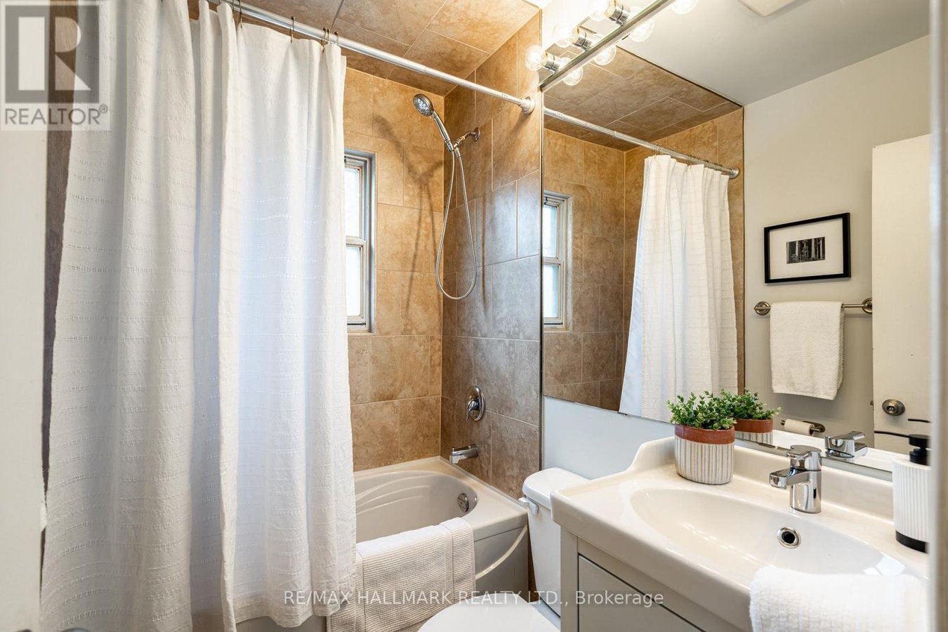 UPPER - 41 TREEVIEW DRIVE - Photo 20