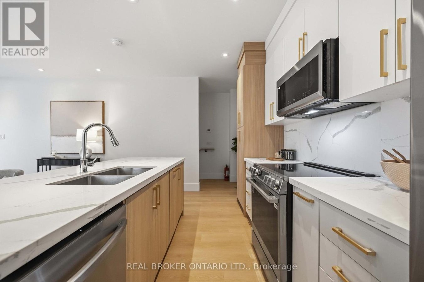 C - 102 BOULTBEE AVENUE - Photo 2