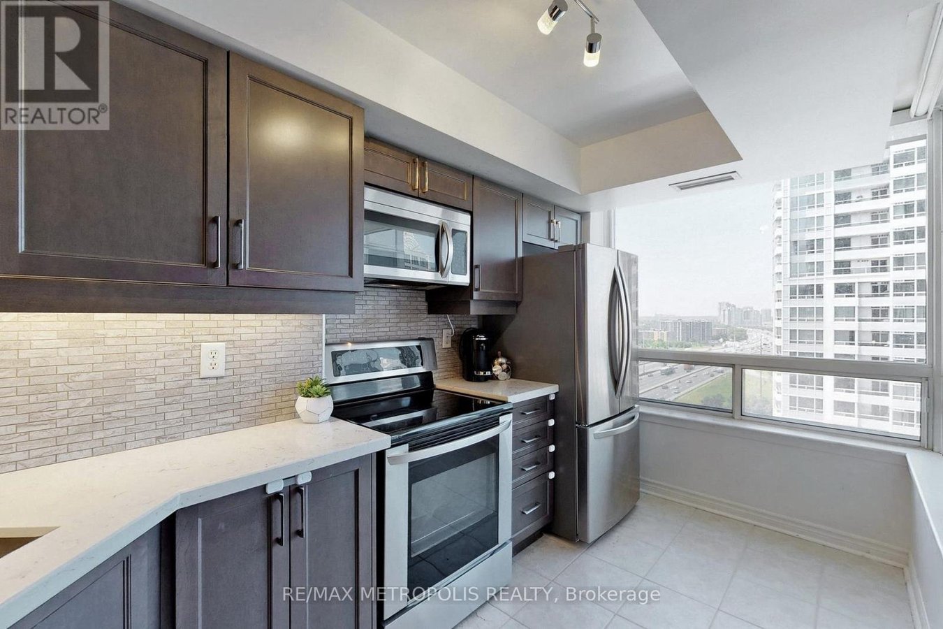 1312 - 3 REAN DRIVE - Photo 9