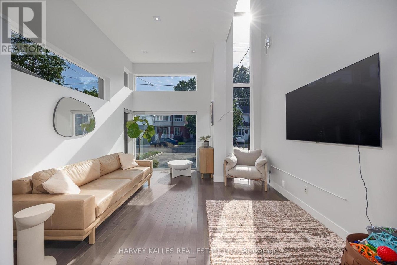 235 CEDARVALE AVENUE - Photo 4