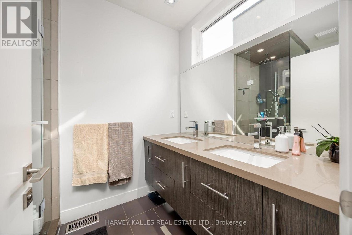 235 CEDARVALE AVENUE - Photo 23