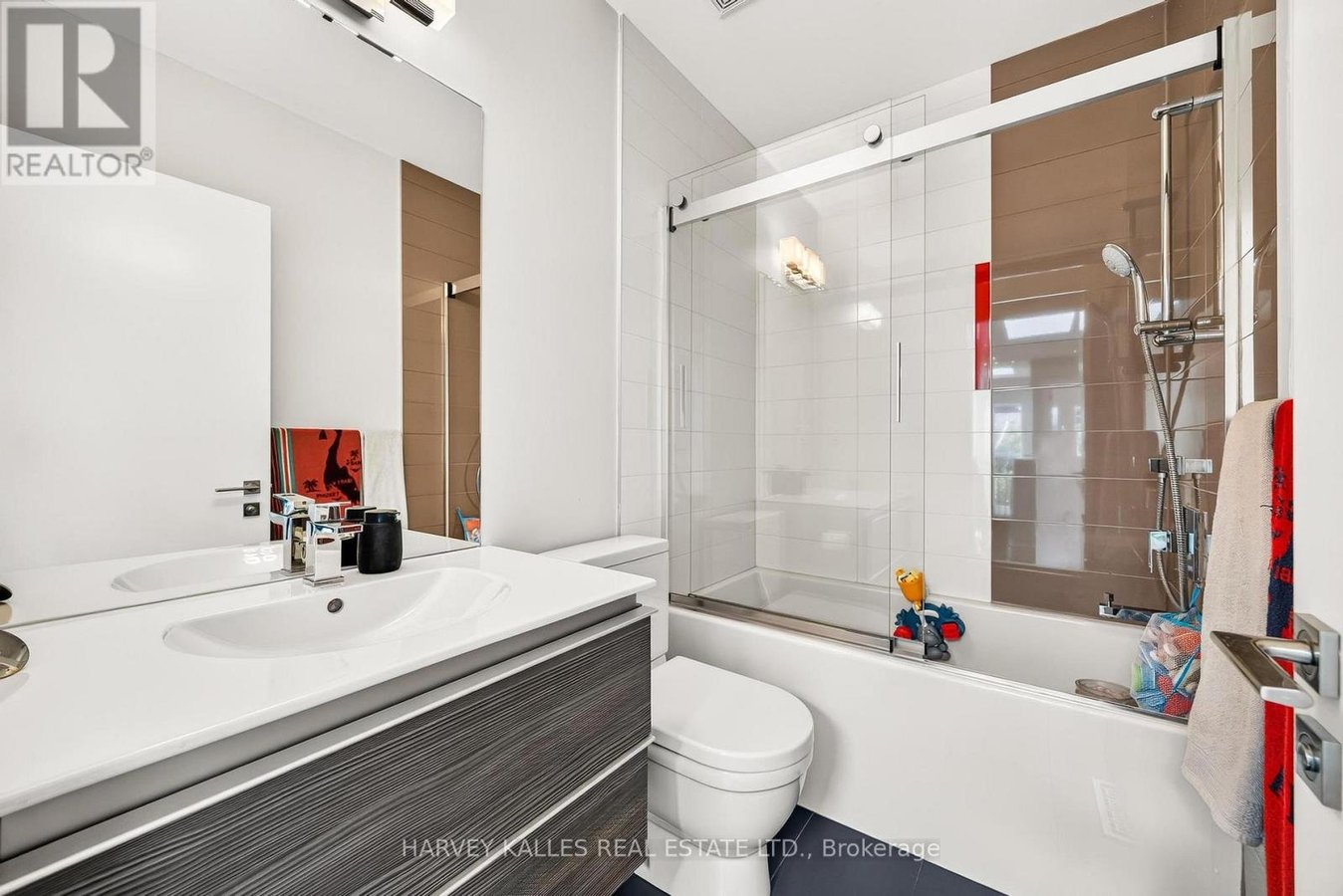 235 CEDARVALE AVENUE - Photo 29