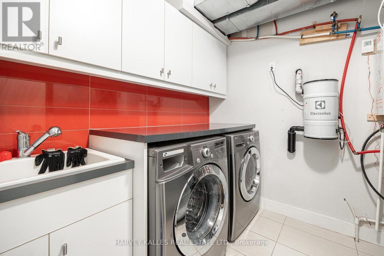 235 CEDARVALE AVENUE - Photo 33