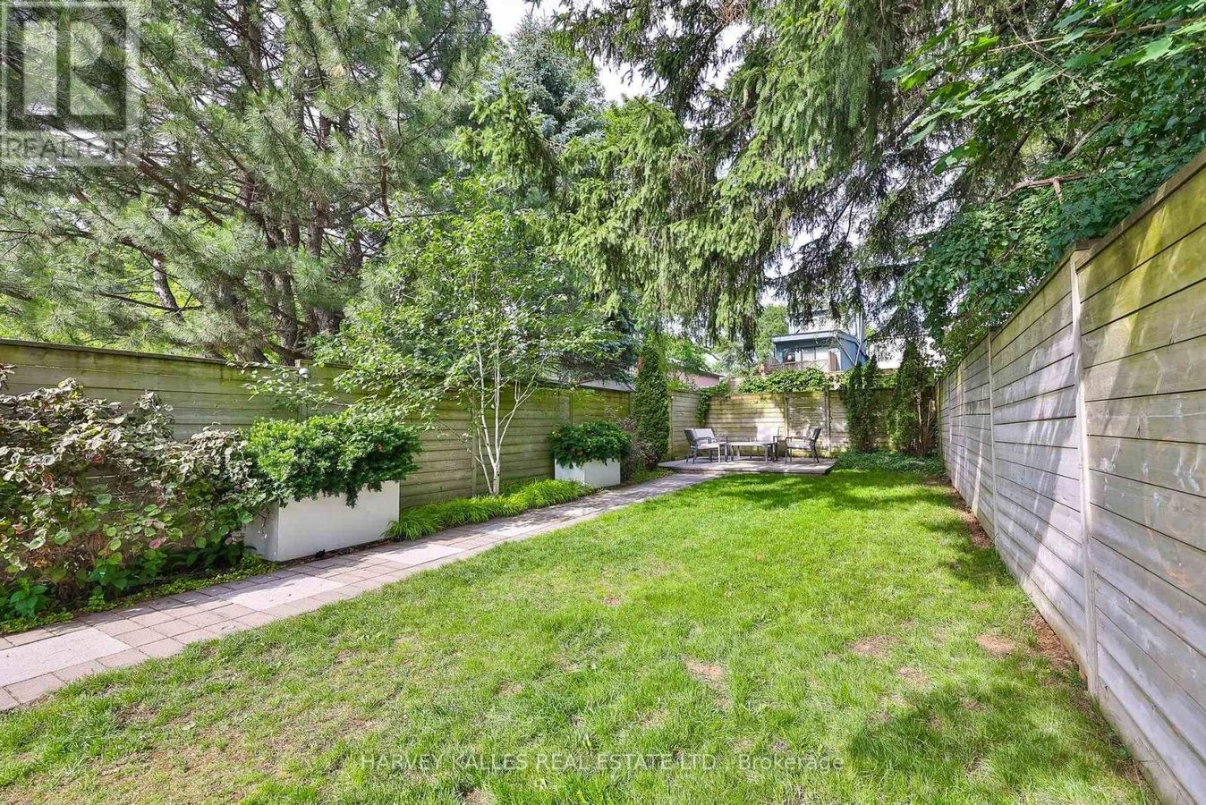 235 CEDARVALE AVENUE - Photo 37