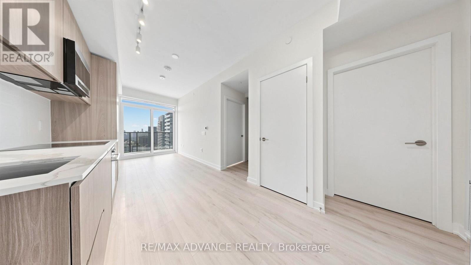 3013 - 110 BROADWAY AVENUE - Photo 4