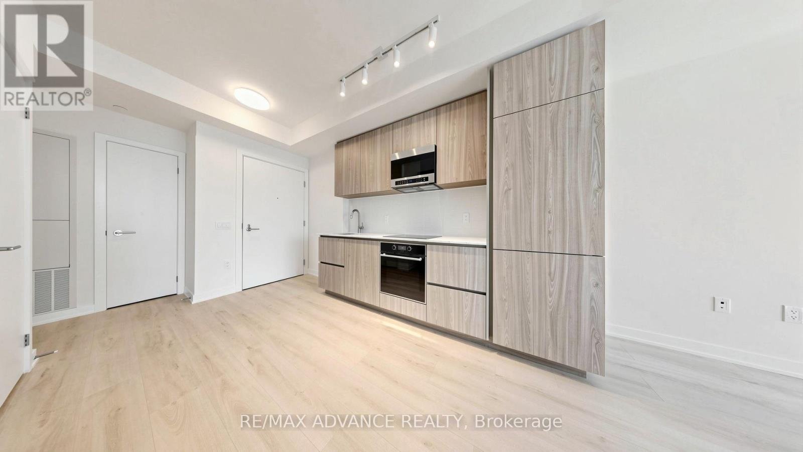 3013 - 110 BROADWAY AVENUE - Photo 9