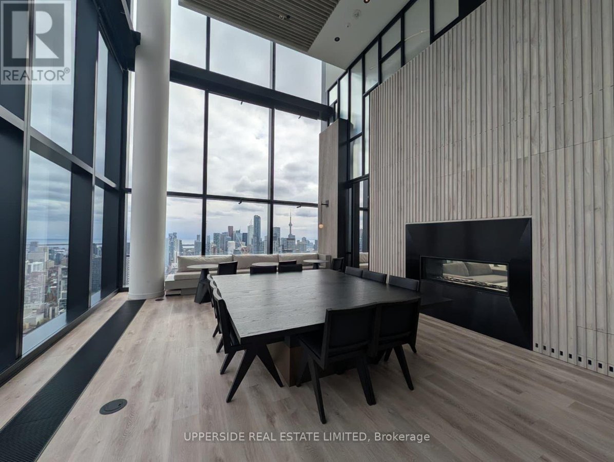 4810 - 55 CHARLES STREET E - Photo 12
