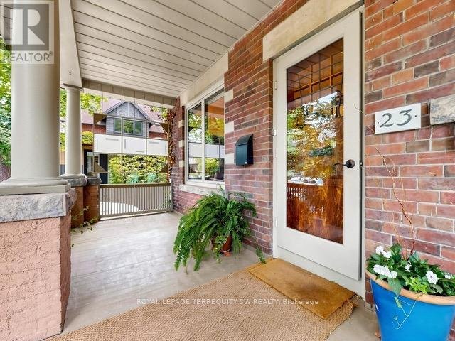 23 WELLS STREET - Photo 2