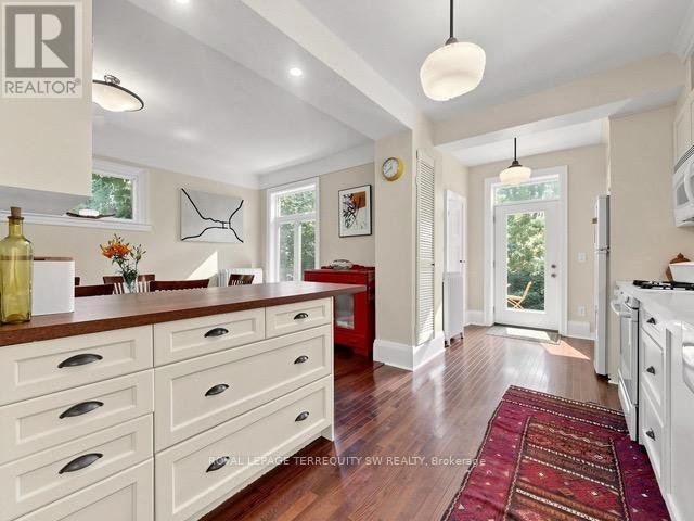 23 WELLS STREET - Photo 11