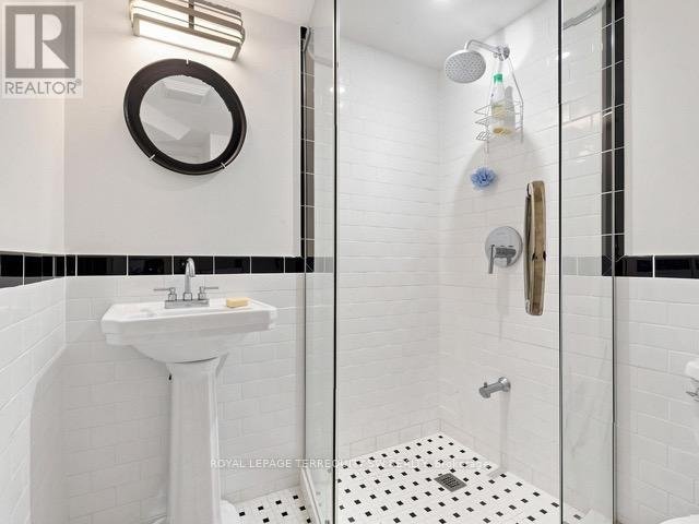 23 WELLS STREET - Photo 32