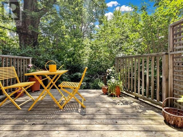 23 WELLS STREET - Photo 45