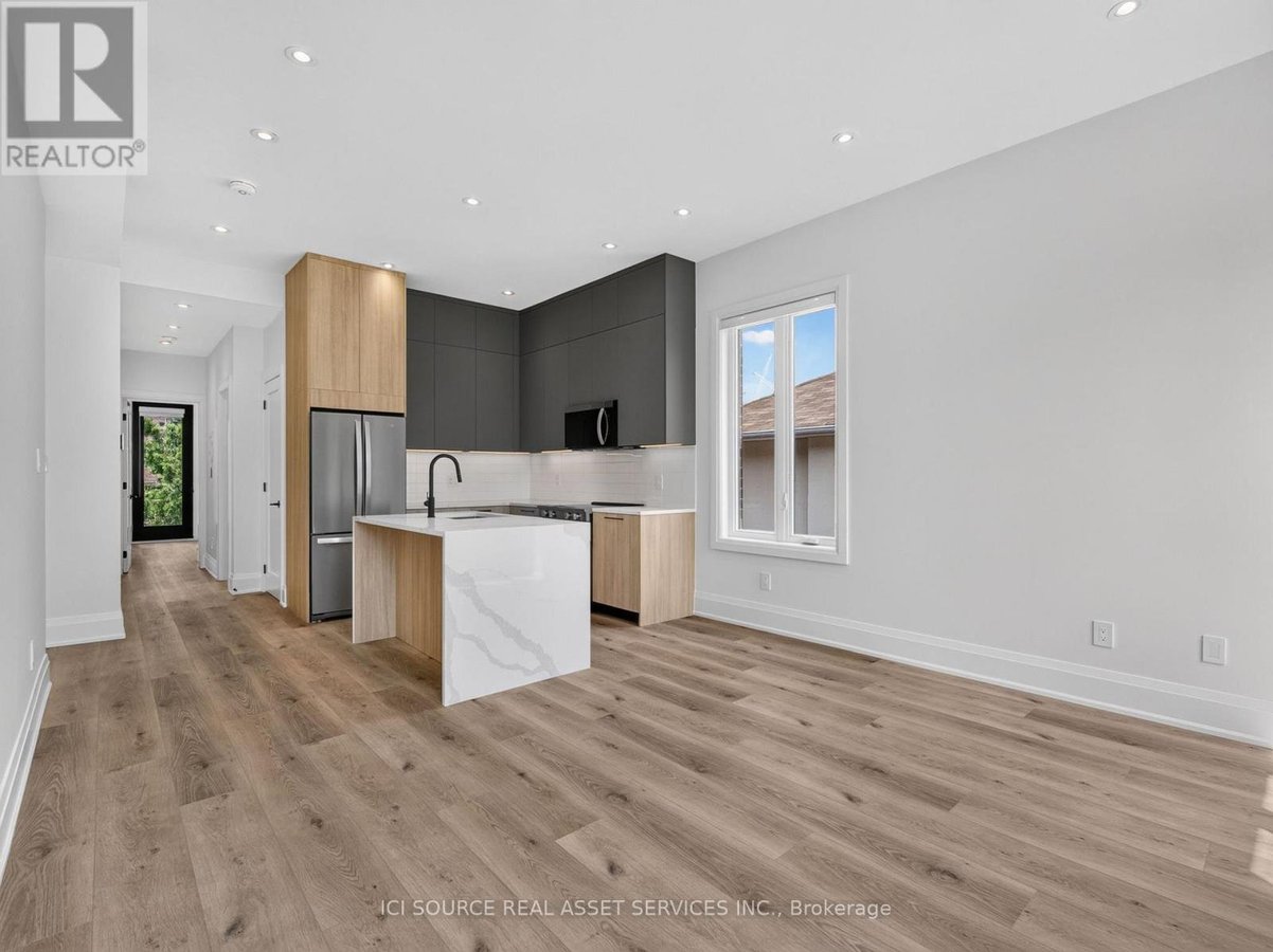 UNIT 2 - 28 NORCROSS ROAD - Photo 5