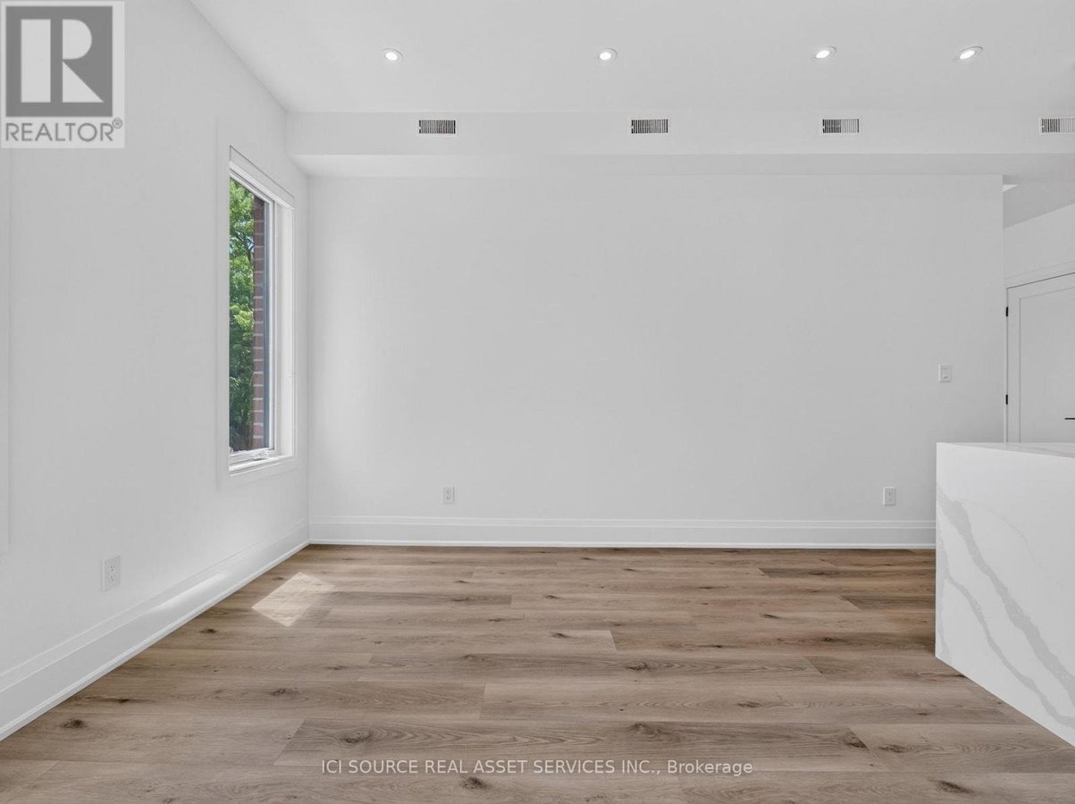 UNIT 2 - 28 NORCROSS ROAD - Photo 9