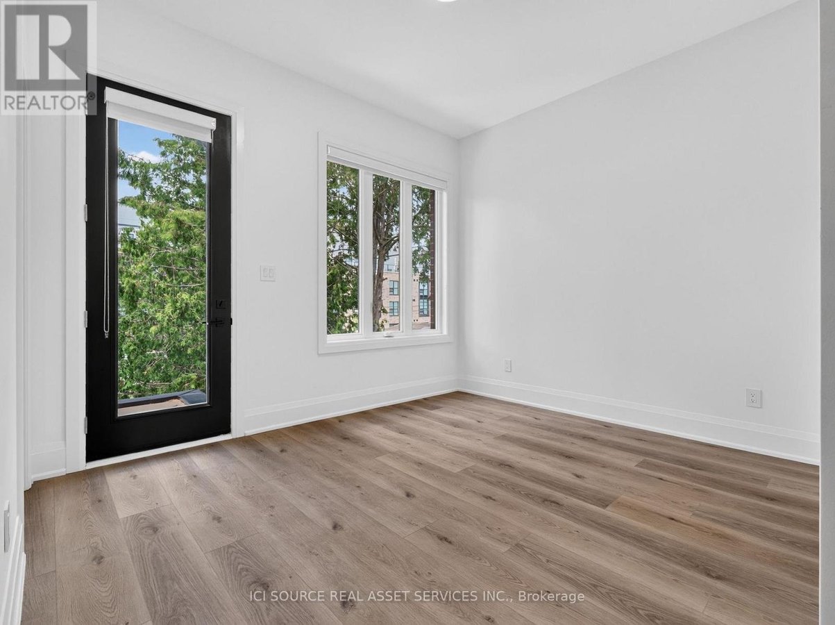 UNIT 2 - 28 NORCROSS ROAD - Photo 15