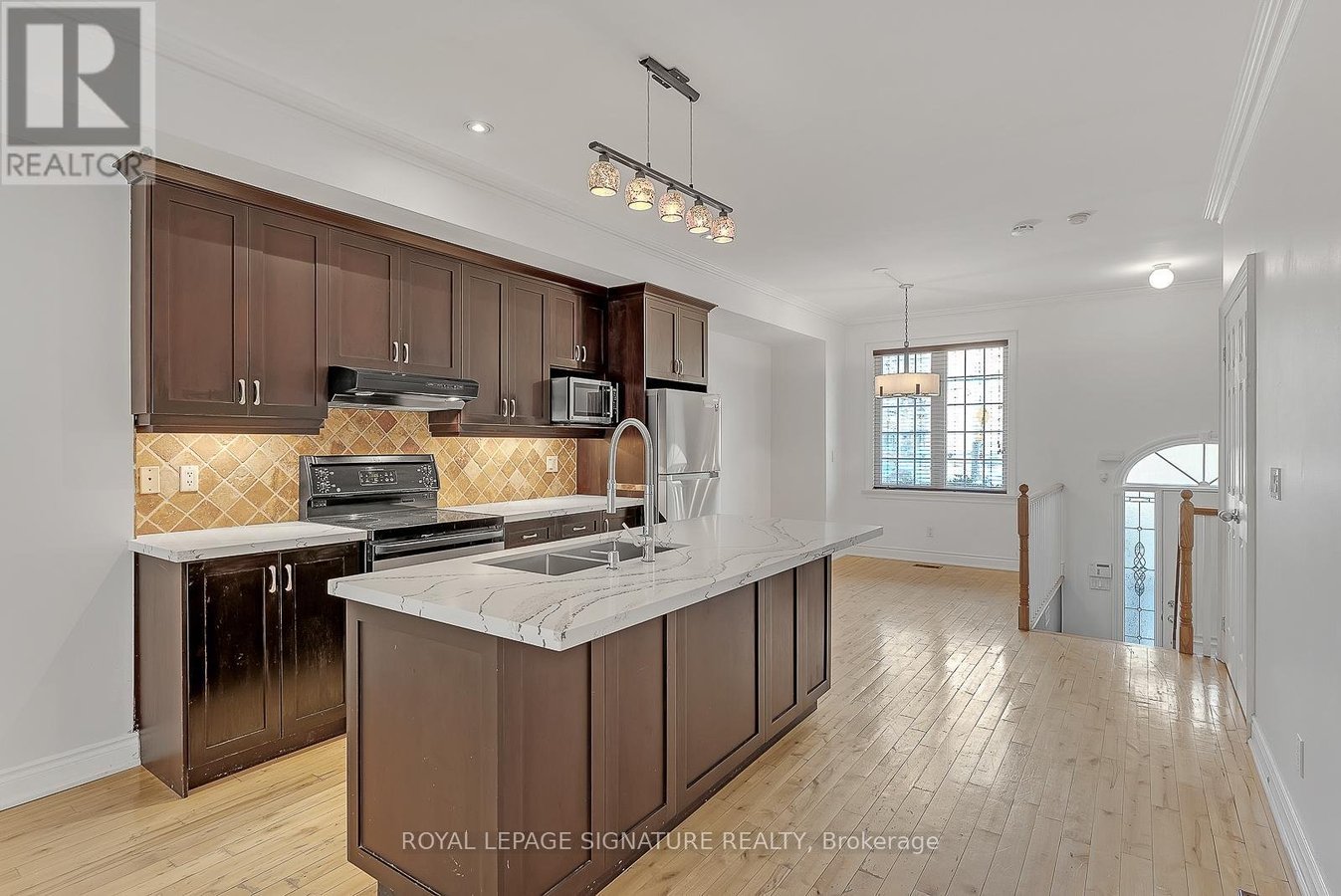 1019A COLLEGE STREET - Photo 13