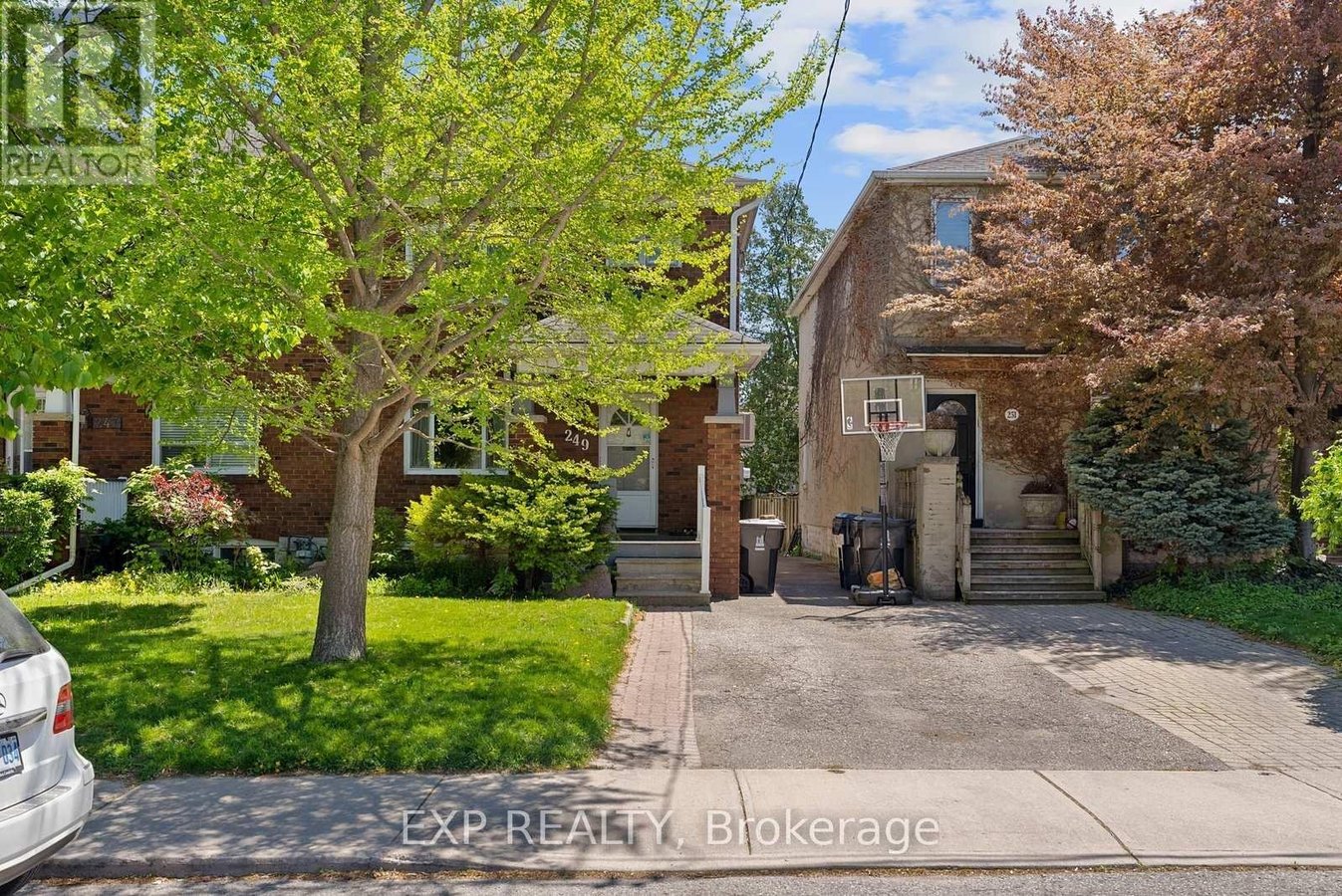 249 BROOKDALE AVENUE - Photo 3