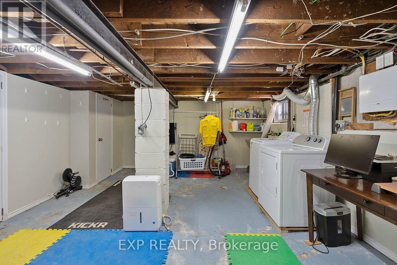 249 BROOKDALE AVENUE - Photo 34