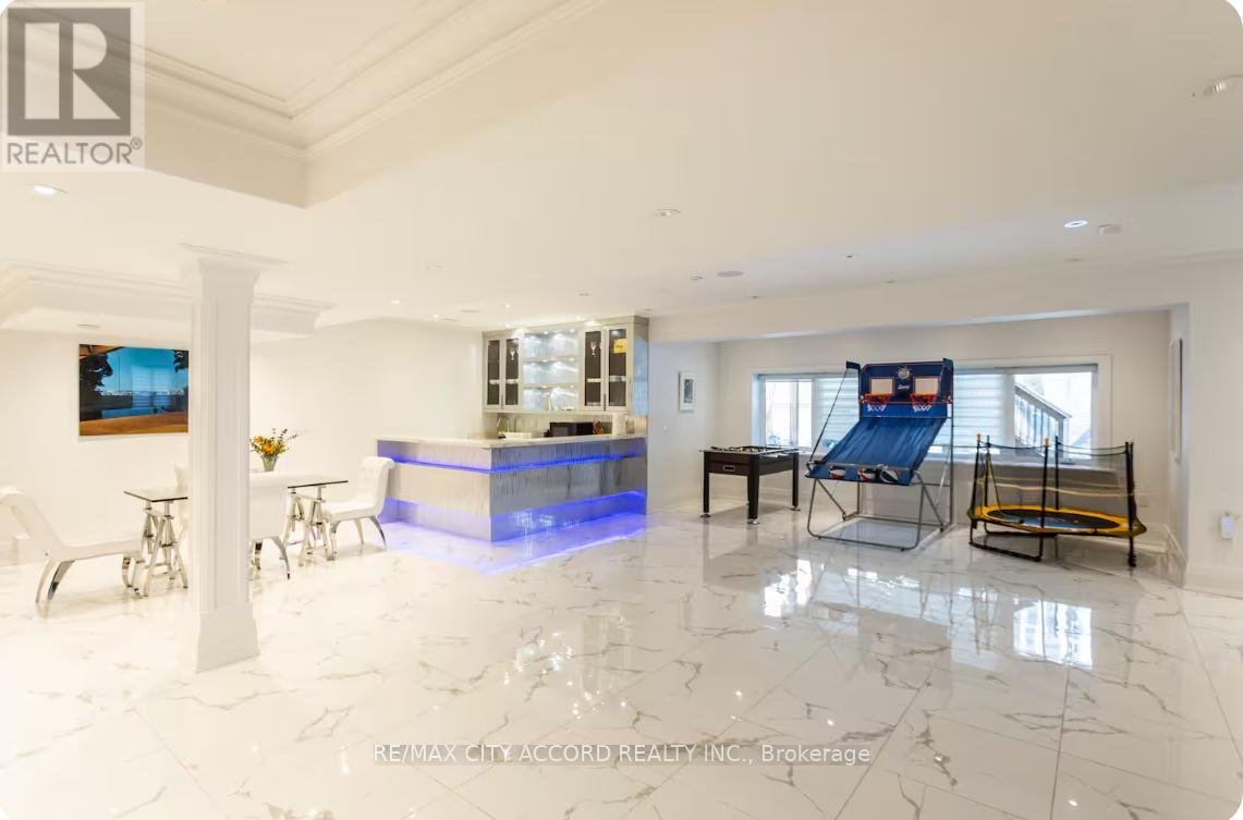 98 UPPER CANADA DRIVE - Photo 7